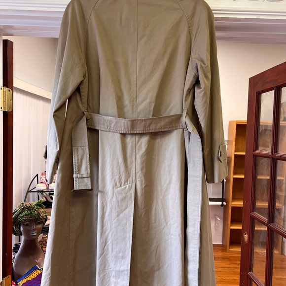 Burberry jacket size small - Picture 7 of 9